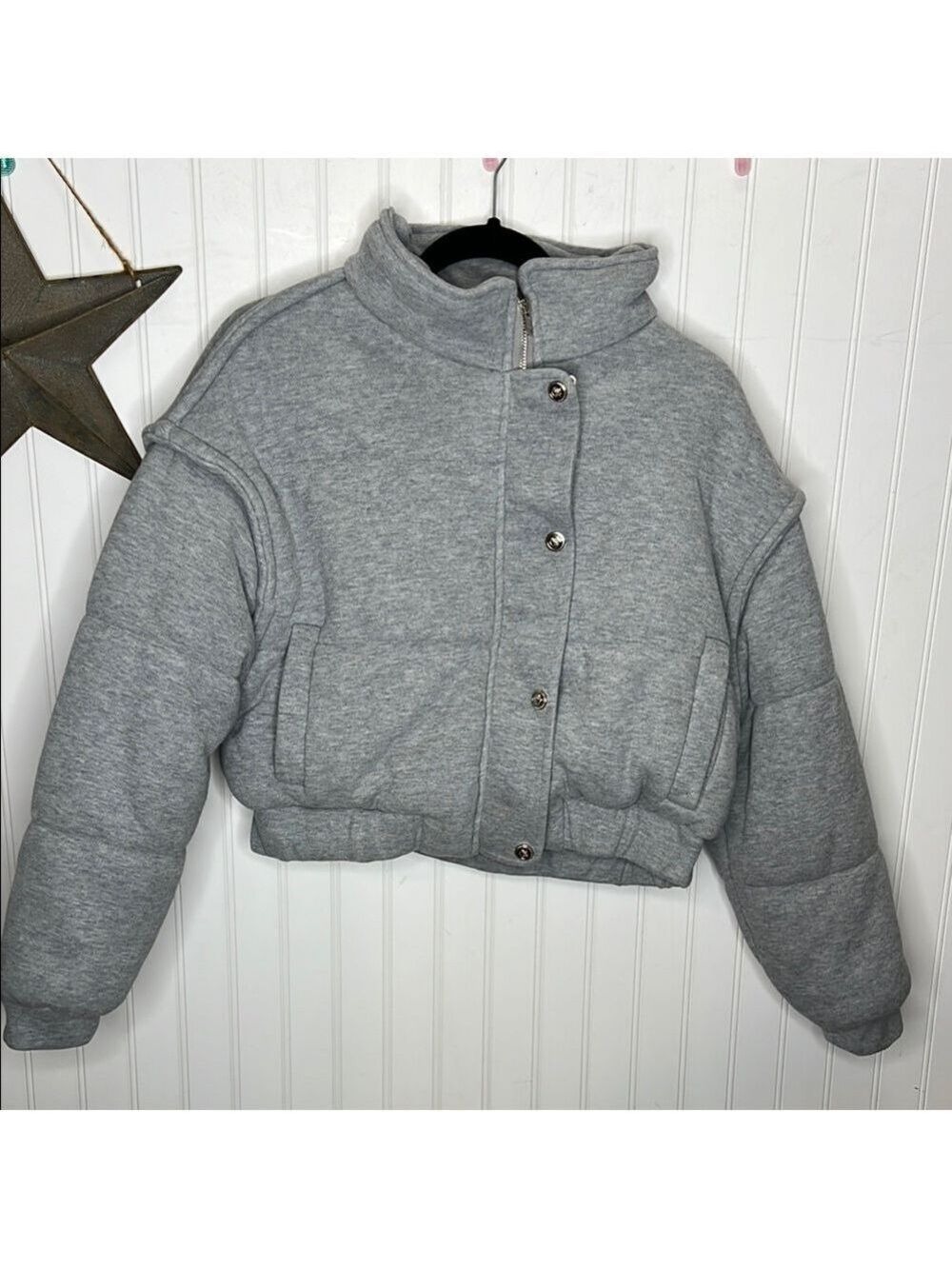 Jersey Gray Cropped Puffer Jacket Size Large